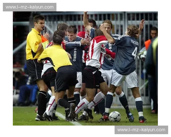 集锦荷甲：重温荷兰联赛的每个惊艳瞬间